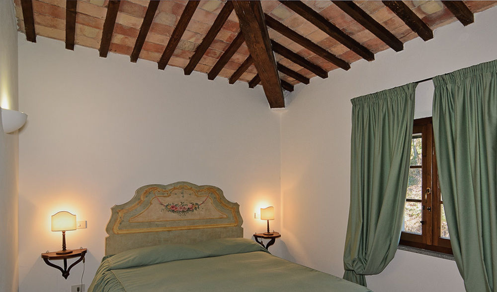 Badia Di Morrona Hotel Soianella Exterior photo